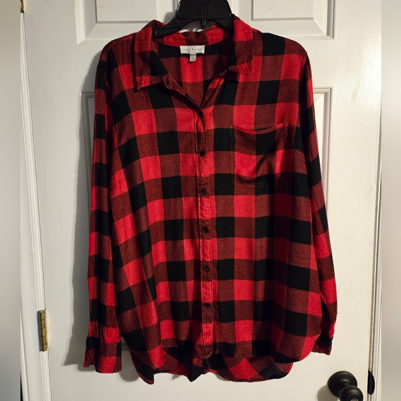 Women's Lucky Brand Red & Black Flannel with Button Back - Picture 5 of 7